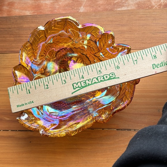 Carnival glass bowl dish floral pattern iridescent - Picture 7 of 8